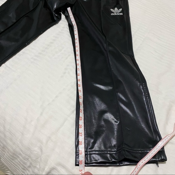 Rare Retro Adidas Chile 62 Coated Track Pants Black - Picture 13 of 14